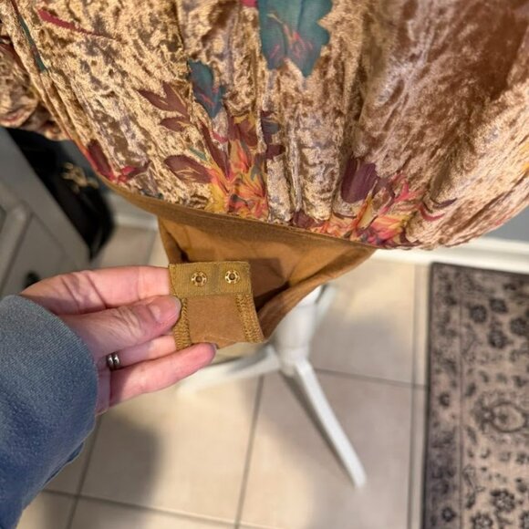 Impressions Taste Velvet Burnout Bodysuit in Chocolate - Picture 6 of 6